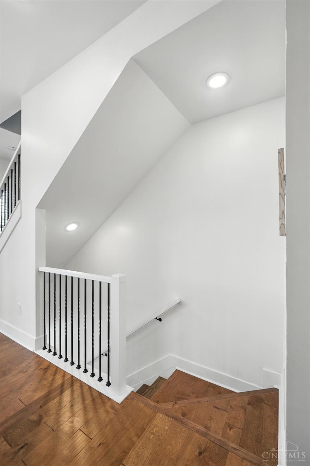 3127 Madison Road Cincinnati, OH 45209 - Photo 15 of 61