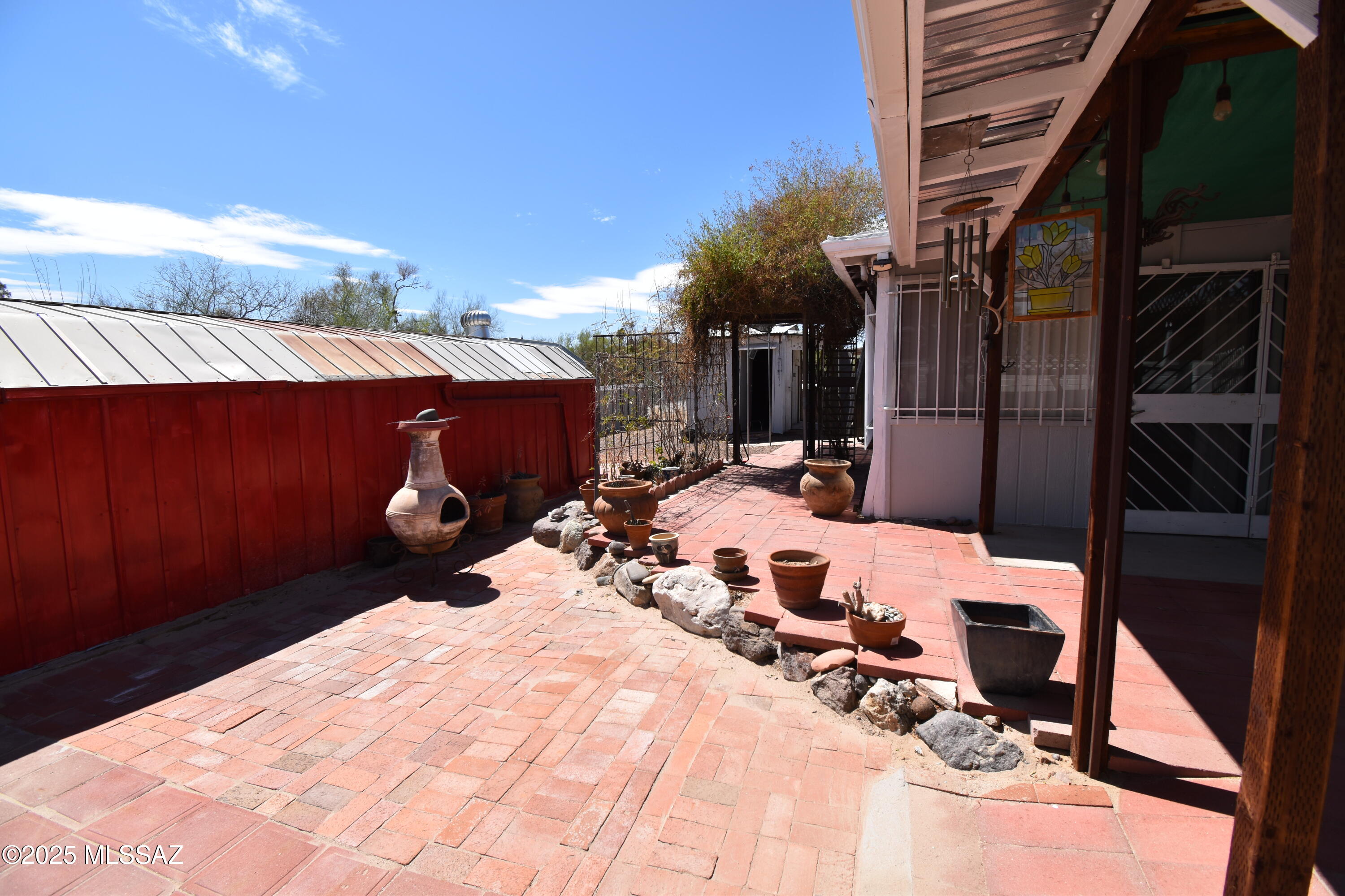 1869 West Saxony Road Tucson, AZ 85713 - Photo 4 of 42
