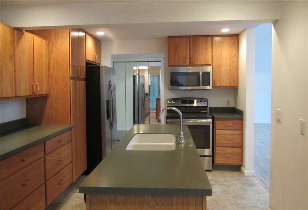 3 Almarose Drive West Kingston, RI 02892 - Photo 27 of 40 KITCHEN