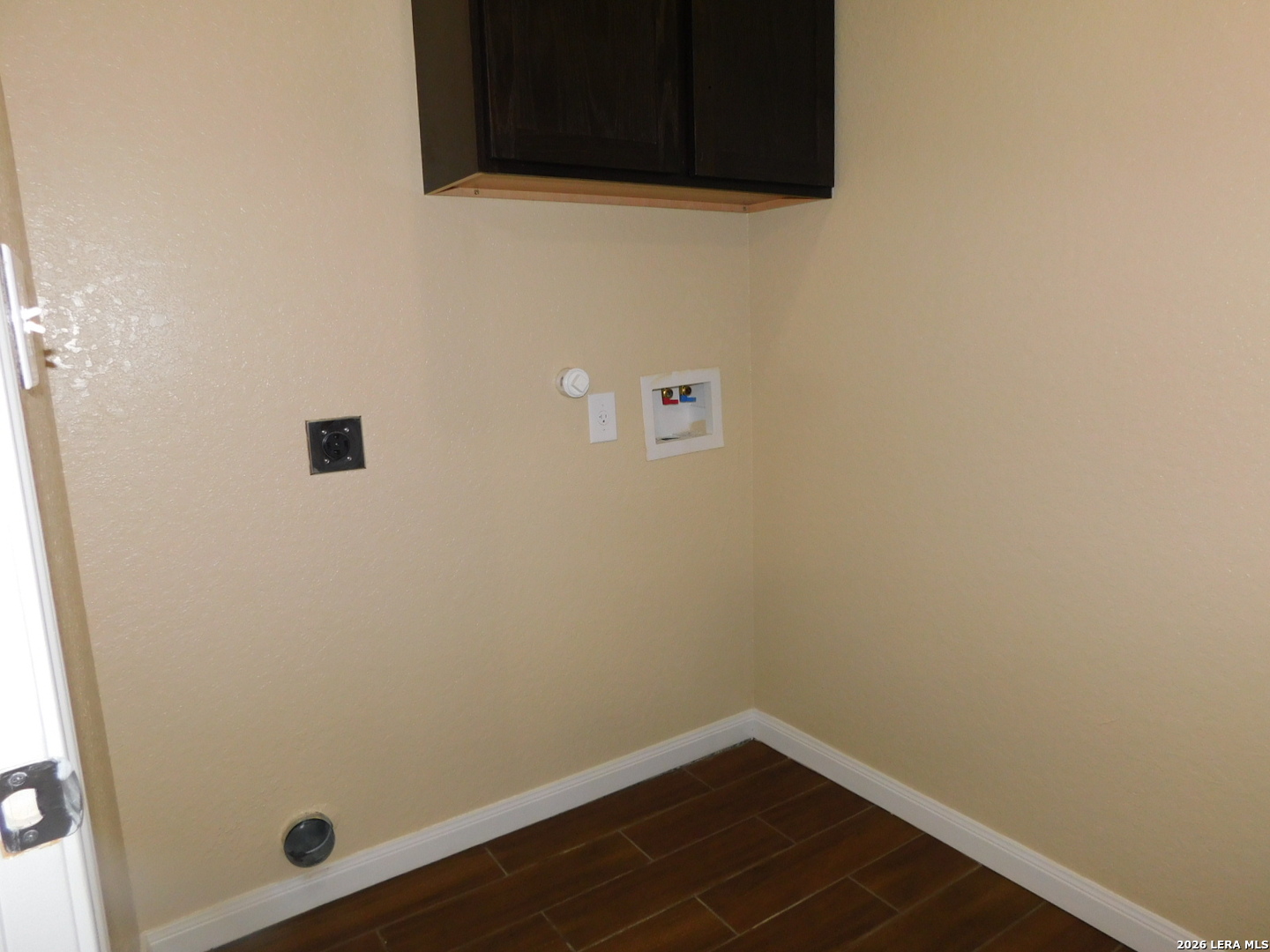 8710 8th Street, Unit 2 Converse, TX 78109 - Photo 6 of 18 a view of bathroom with a small space