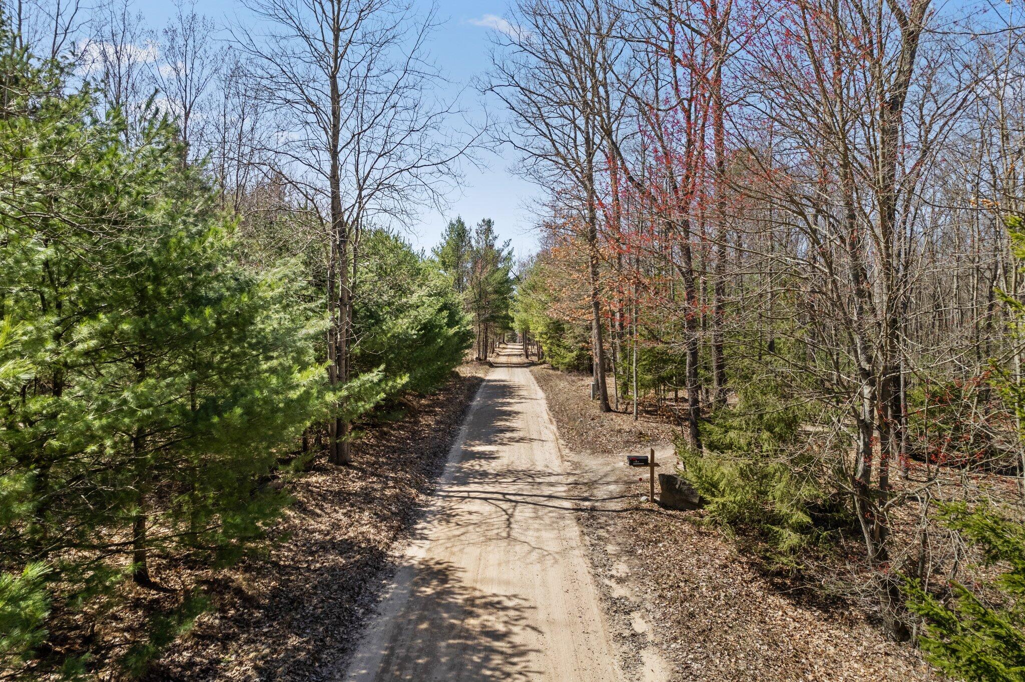 793 East 16 Mile Road Bitely, MI 49309 - Photo 34 of 35 31-web-or-mls-DJI_0032