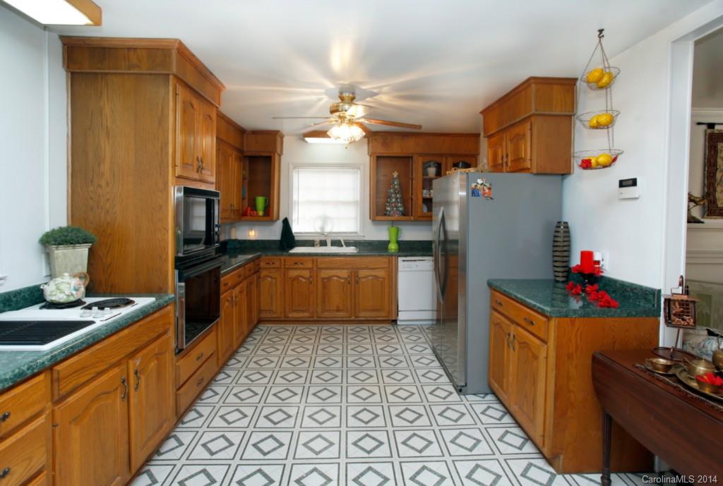 2237 Milton Road Charlotte, NC 28215 - Photo 10 of 24 Gallery Image 10