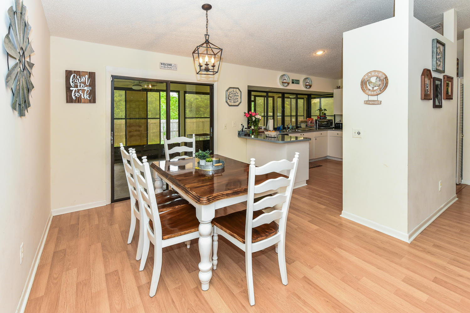 433 Southwest Aster Road Port St. Lucie, FL 34953 - Photo 6 of 16 433 SW Aster Rd Port St Lucie-large-007-