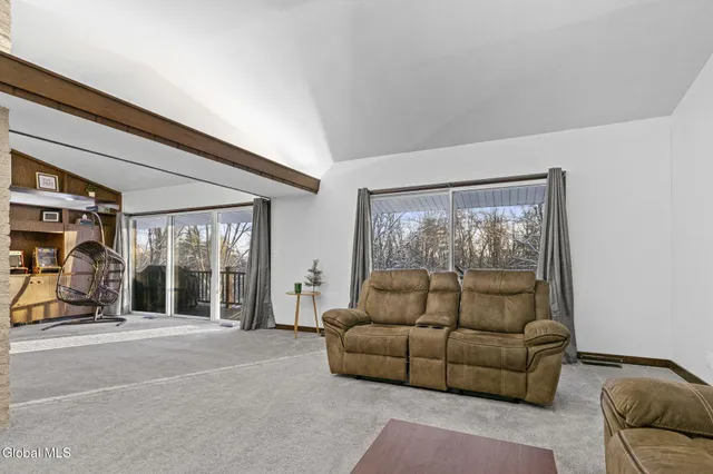 $375,000 | 268 Golf Course Road, Amsterdam, NY 12010