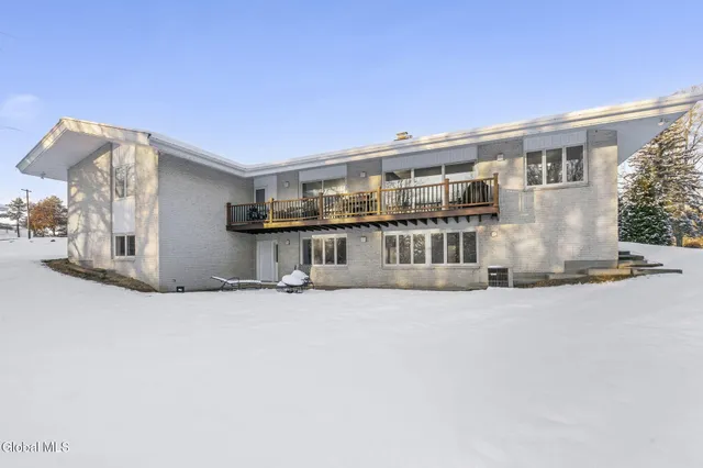 $375,000 | 268 Golf Course Road, Amsterdam, NY 12010