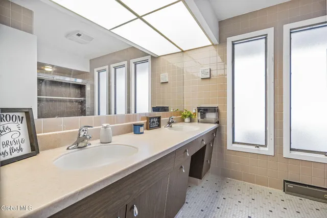 $375,000 | 268 Golf Course Road, Amsterdam, NY 12010