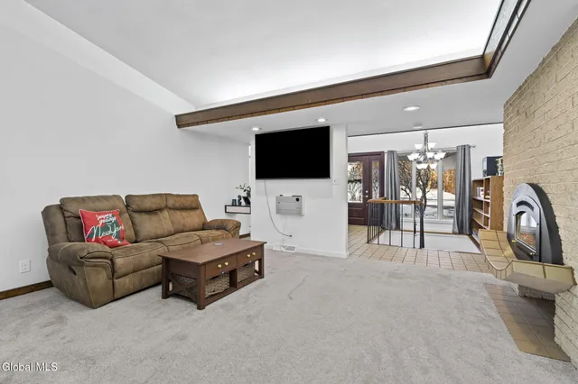 $375,000 | 268 Golf Course Road, Amsterdam, NY 12010