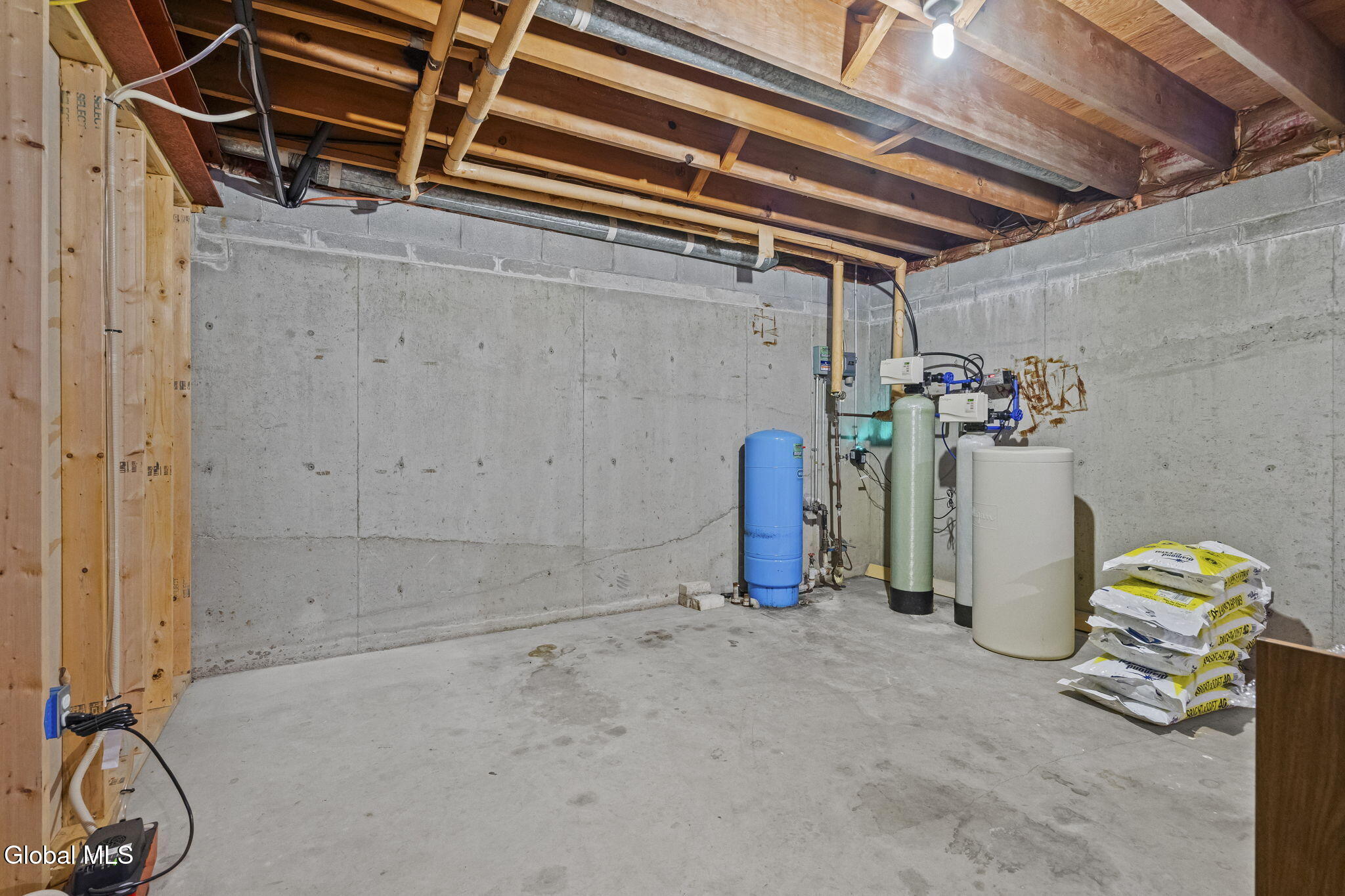 268 Golf Course Road Amsterdam, NY 12010 - Photo 65 of 77 30-web-or-mls-268-golf-course-rd