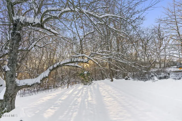 $375,000 | 268 Golf Course Road, Amsterdam, NY 12010