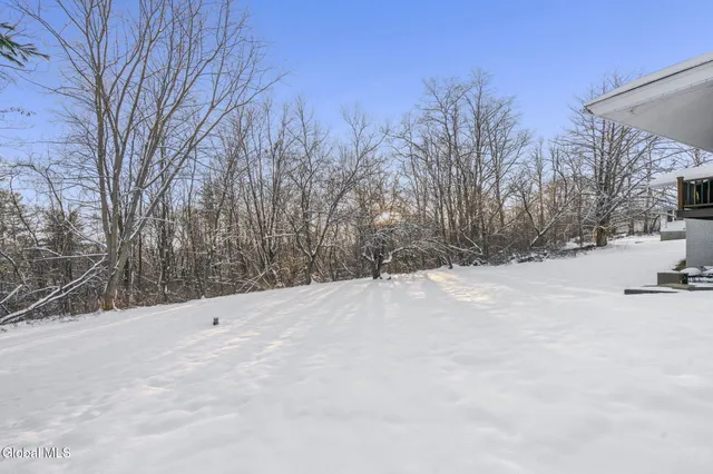 $375,000 | 268 Golf Course Road, Amsterdam, NY 12010