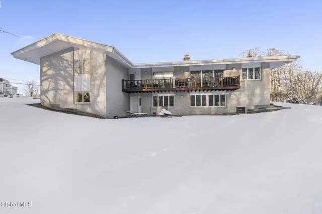 $375,000 | 268 Golf Course Road, Amsterdam, NY 12010