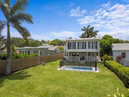 $1,995,000 | 422 North Lakeside Drive, Lake Worth Beach, FL 33460