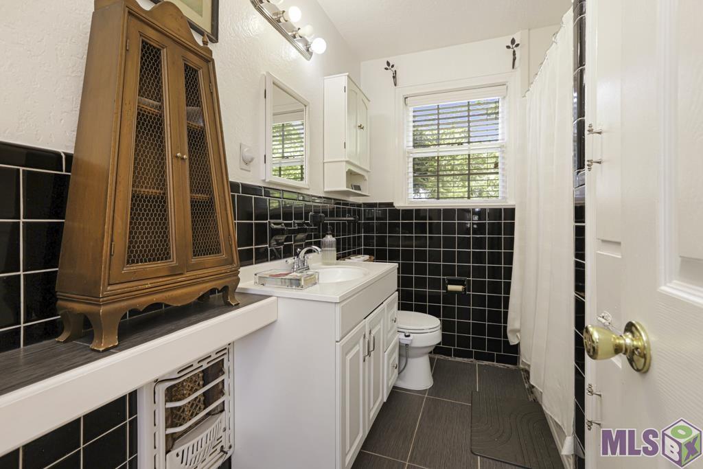 10044 Mollylea Drive Baton Rouge, LA 70815 - Photo 15 of 22