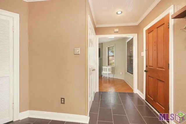 $1,995 | 10044 Mollylea Drive, Baton Rouge, LA 70815