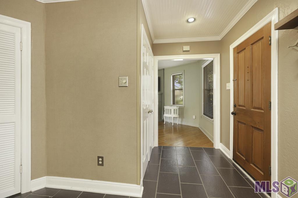 10044 Mollylea Drive Baton Rouge, LA 70815 - Photo 9 of 22