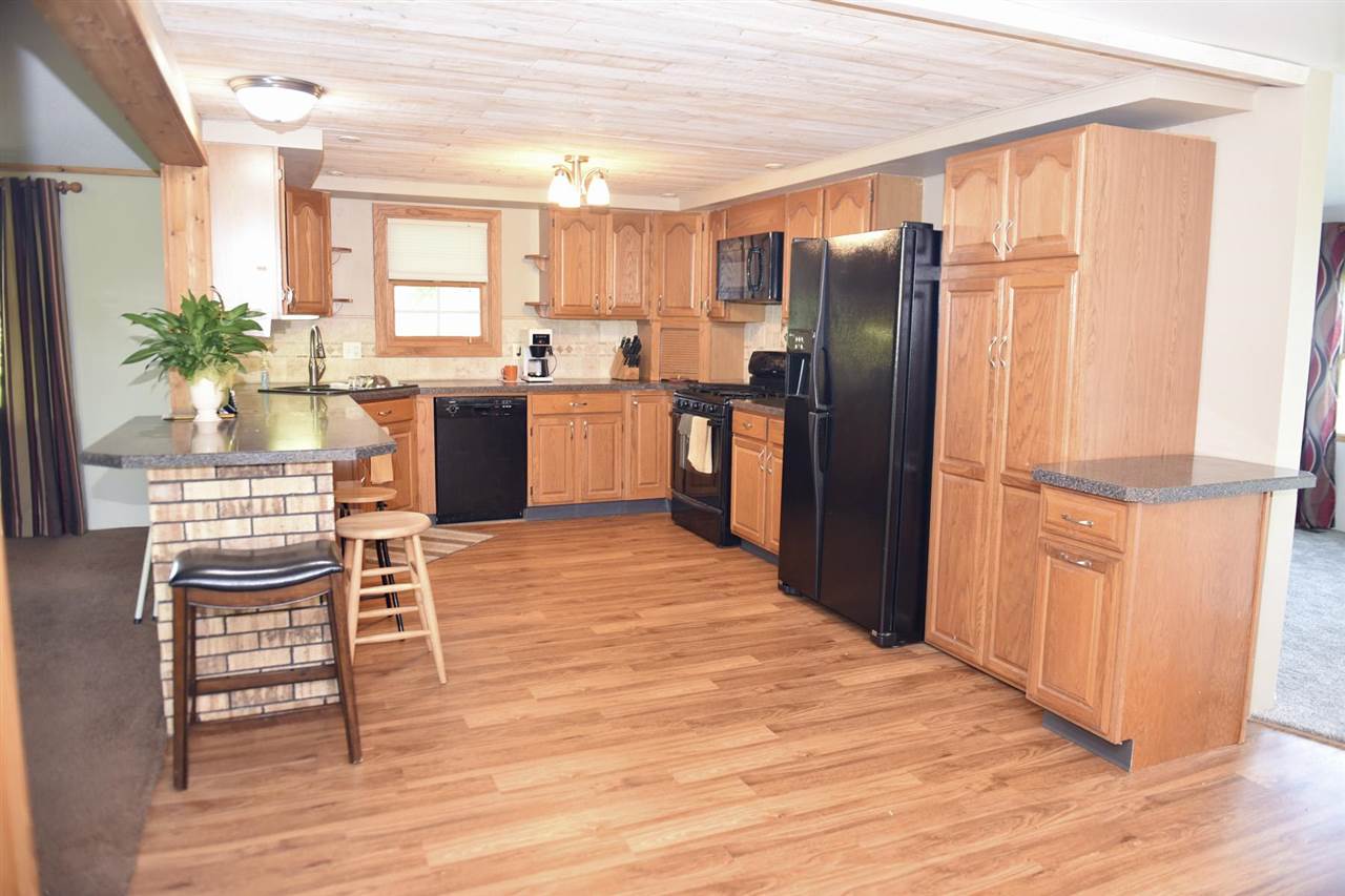 2209 South Nine Mile Road Kawkawlin, MI 48631 - Photo 9 of 27