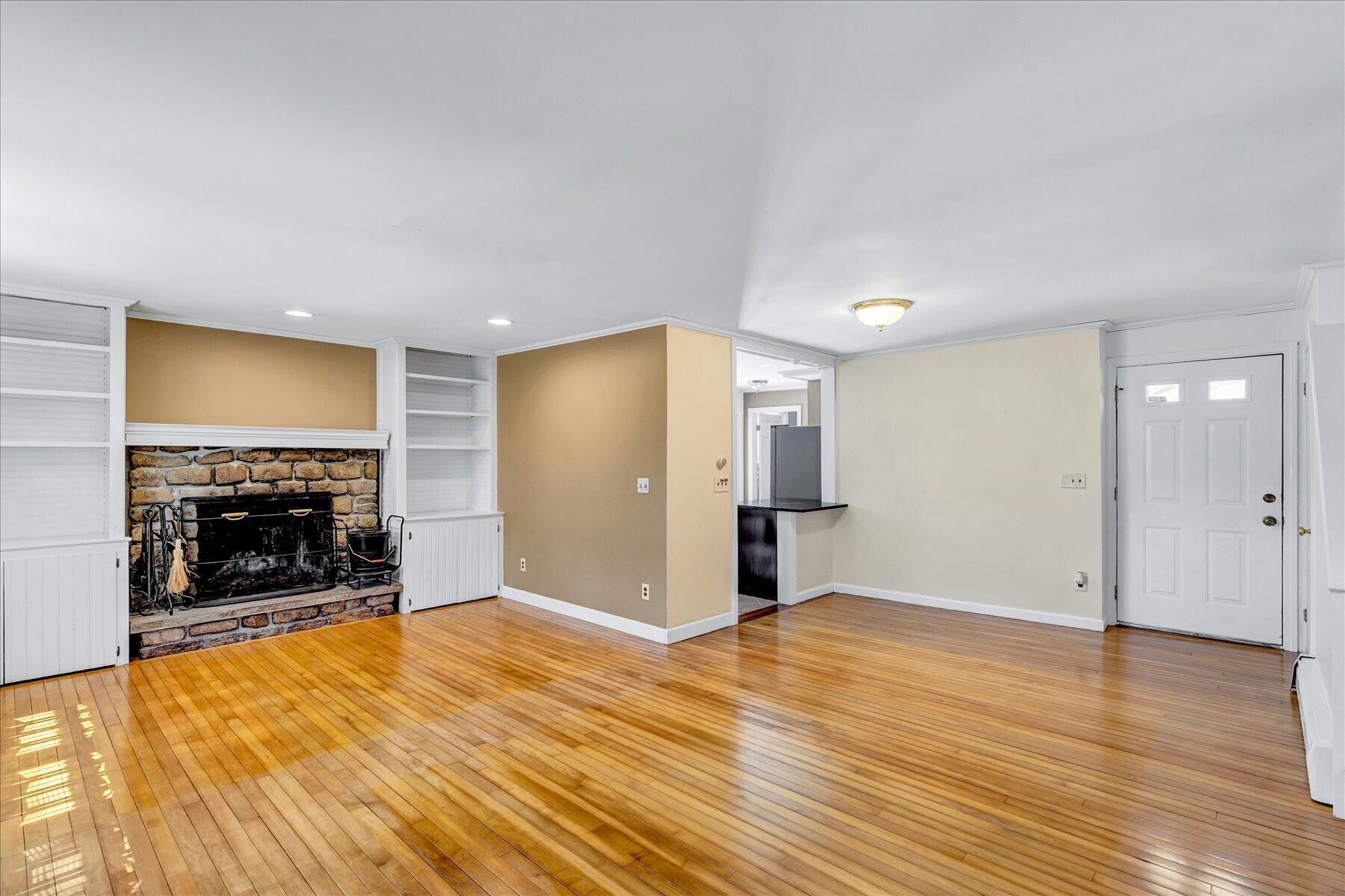 12 Snake Pond Road Forestdale, MA 02644 - Photo 6 of 41 38-Y1A6613