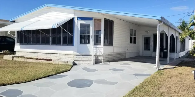 a view of the terrace