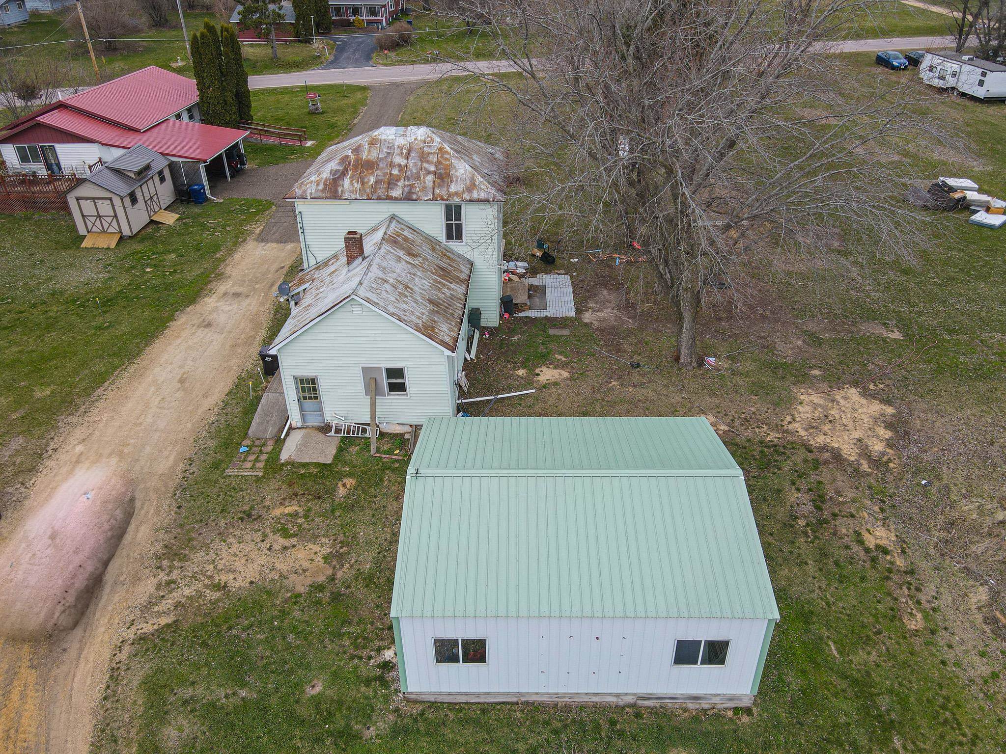 7045 Hamlet Avenue Sparta, WI 54656 - Photo 4 of 29