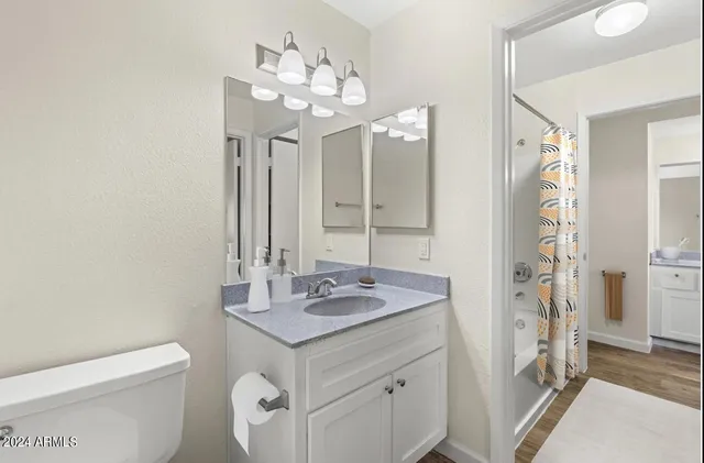 $1,328 | 1111 East Brown Road, Unit 1, Mesa, AZ 85203