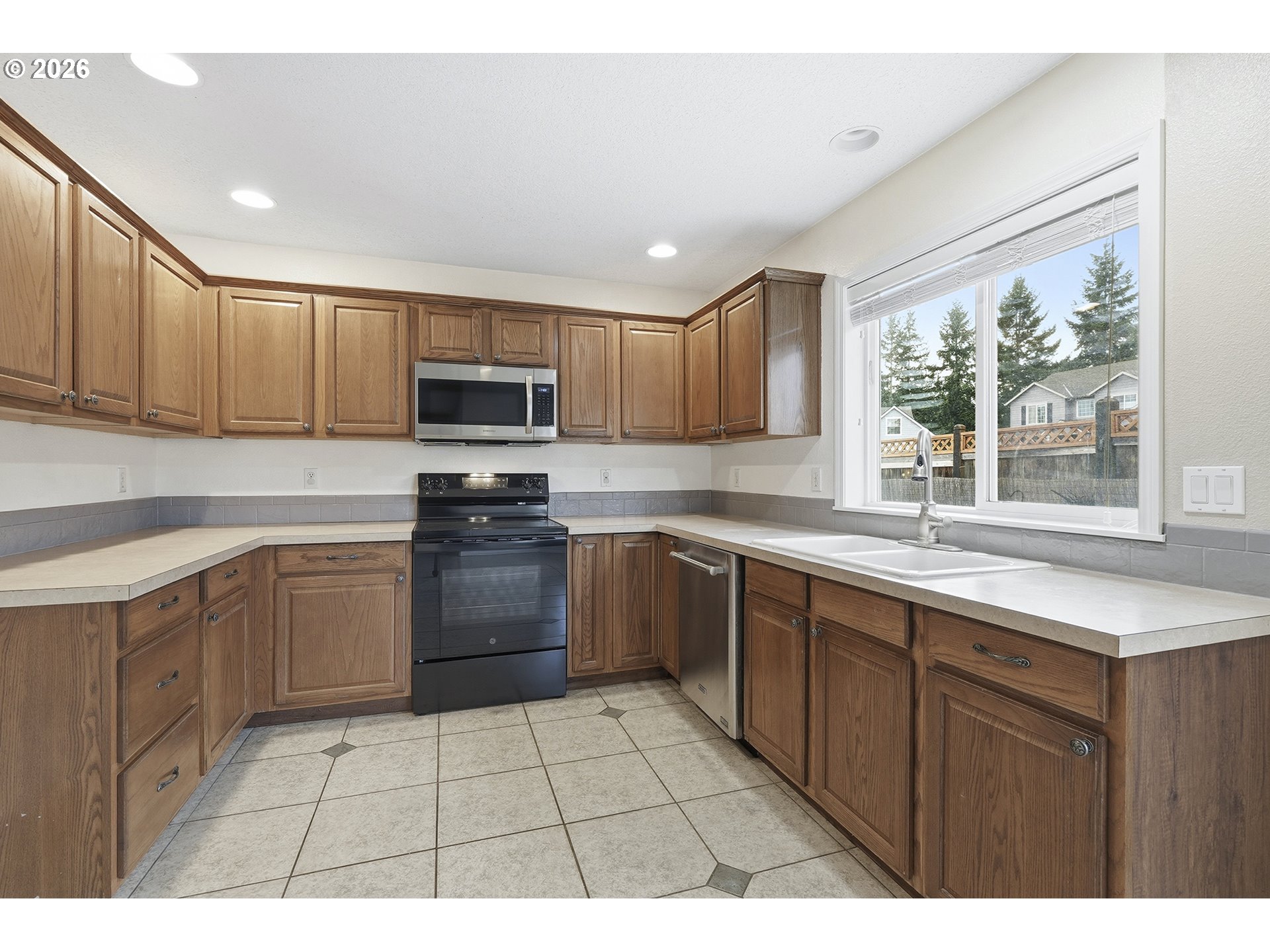 11437 Pennys Way Oregon City, OR 97045 - Photo 21 of 48