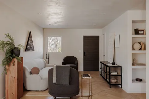 $599,000 | 2329 Campden Drive, Austin, TX 78745