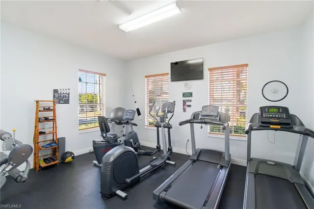 $1,895 | 3009 Palmetto Oak Drive, Unit 104, Fort Myers, FL 33916