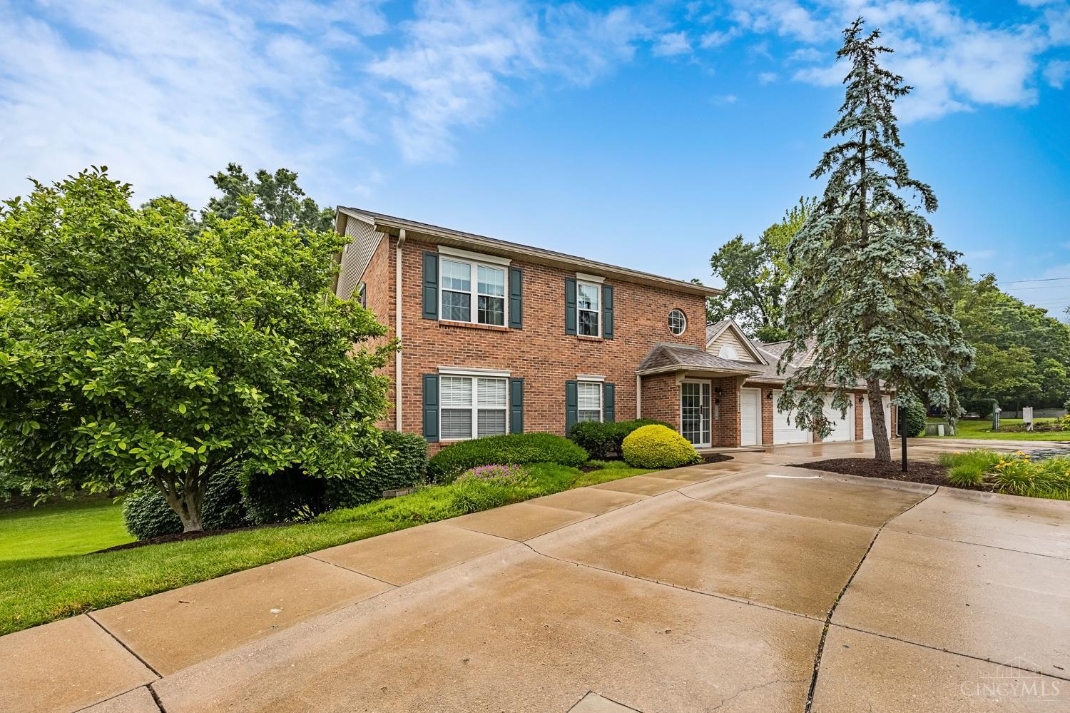 3721 Galbraith Road, Unit 2 Cincinnati, OH 45247 - Photo 1 of 41 Gallery Image 1
