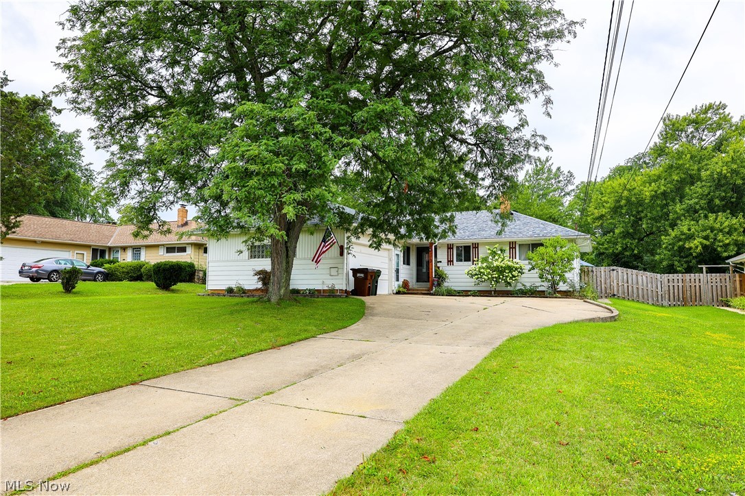 7580 Hoertz Road Parma, OH 44134 - Photo 2 of 43 Gallery Image 2