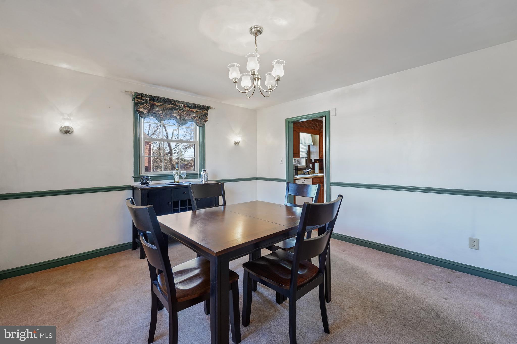 24 Providence Road Morton, PA 19070 - Photo 11 of 27 Dining rm