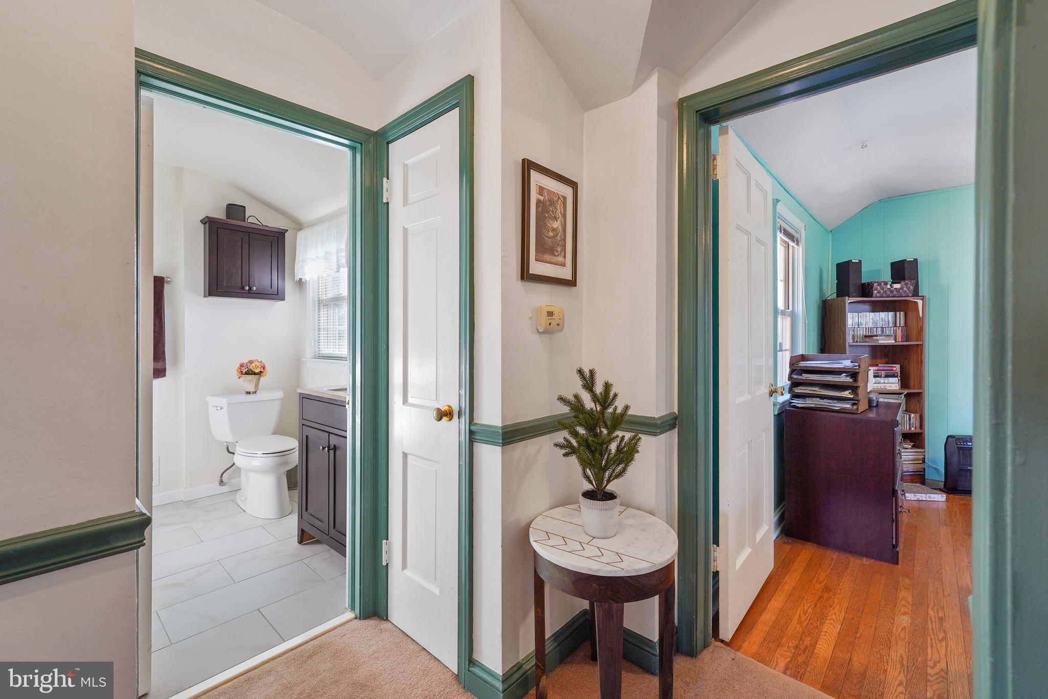 24 Providence Road Morton, PA 19070 - Photo 18 of 27 Top of landing