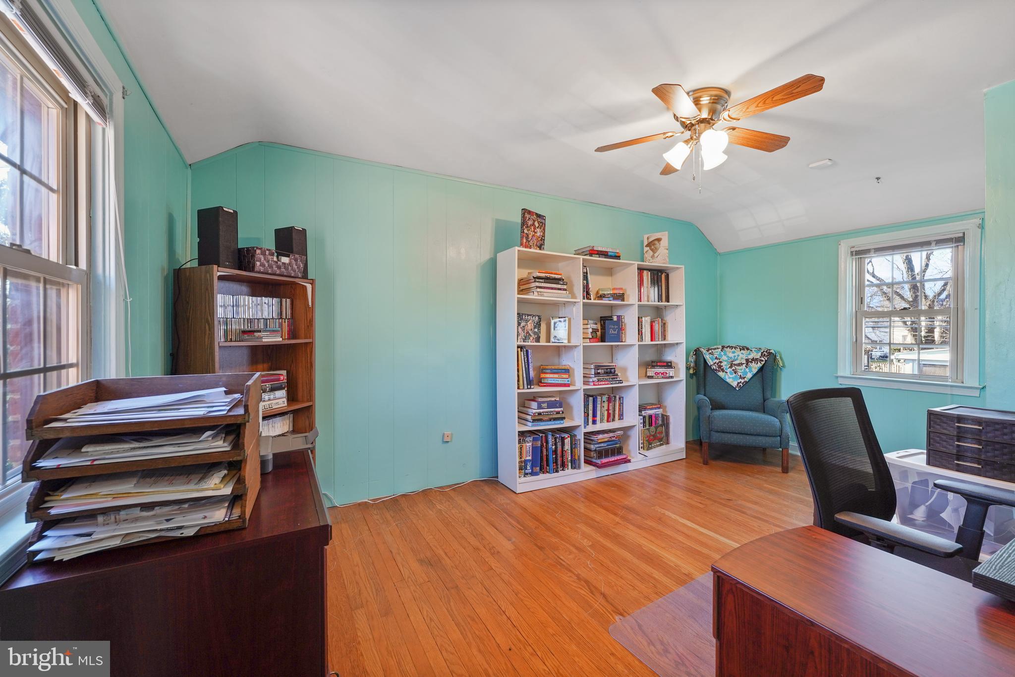 24 Providence Road Morton, PA 19070 - Photo 21 of 27 Second bedroom- exposed Hardwood floors