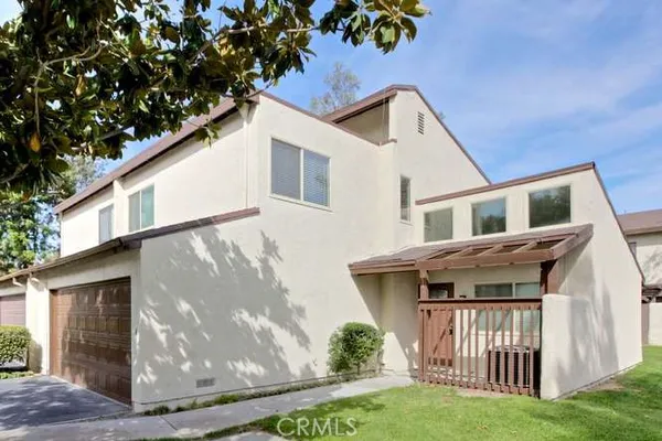 $699,000 | 374 Vía Marsala, Anaheim, CA 92806