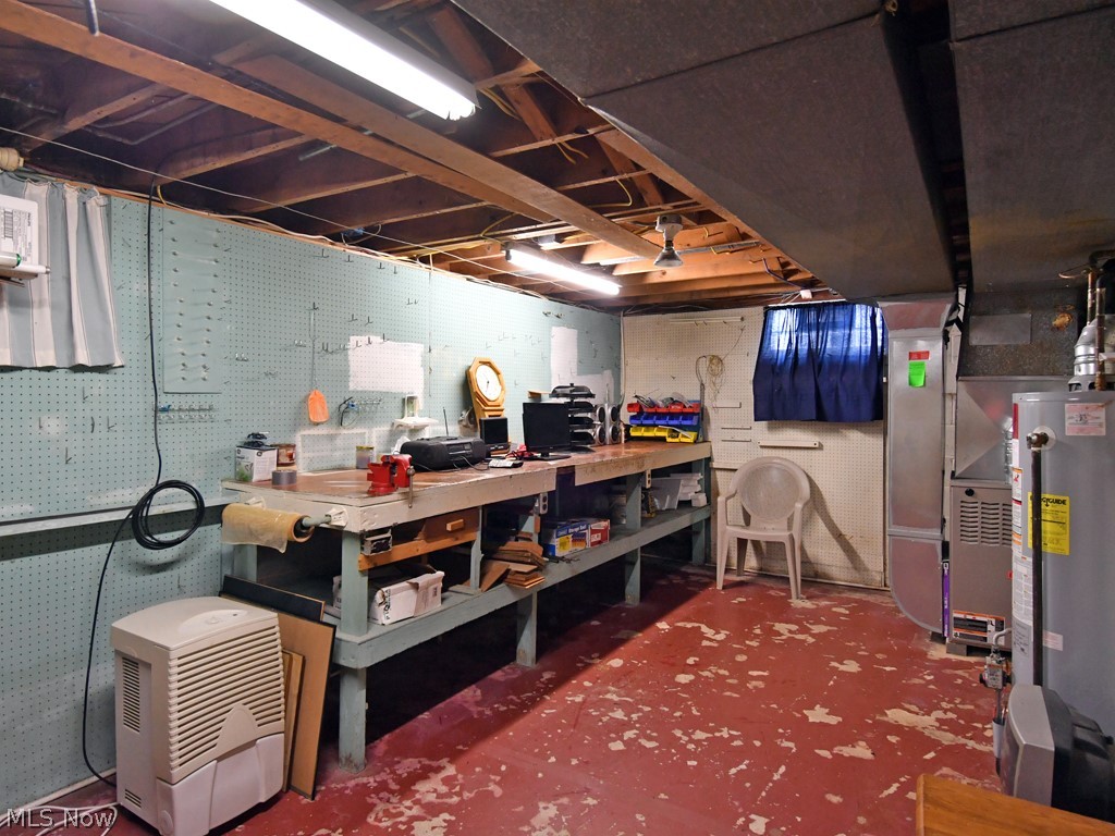 19924 Drake Road Strongsville, OH 44149 - Photo 24 of 31 Workshop