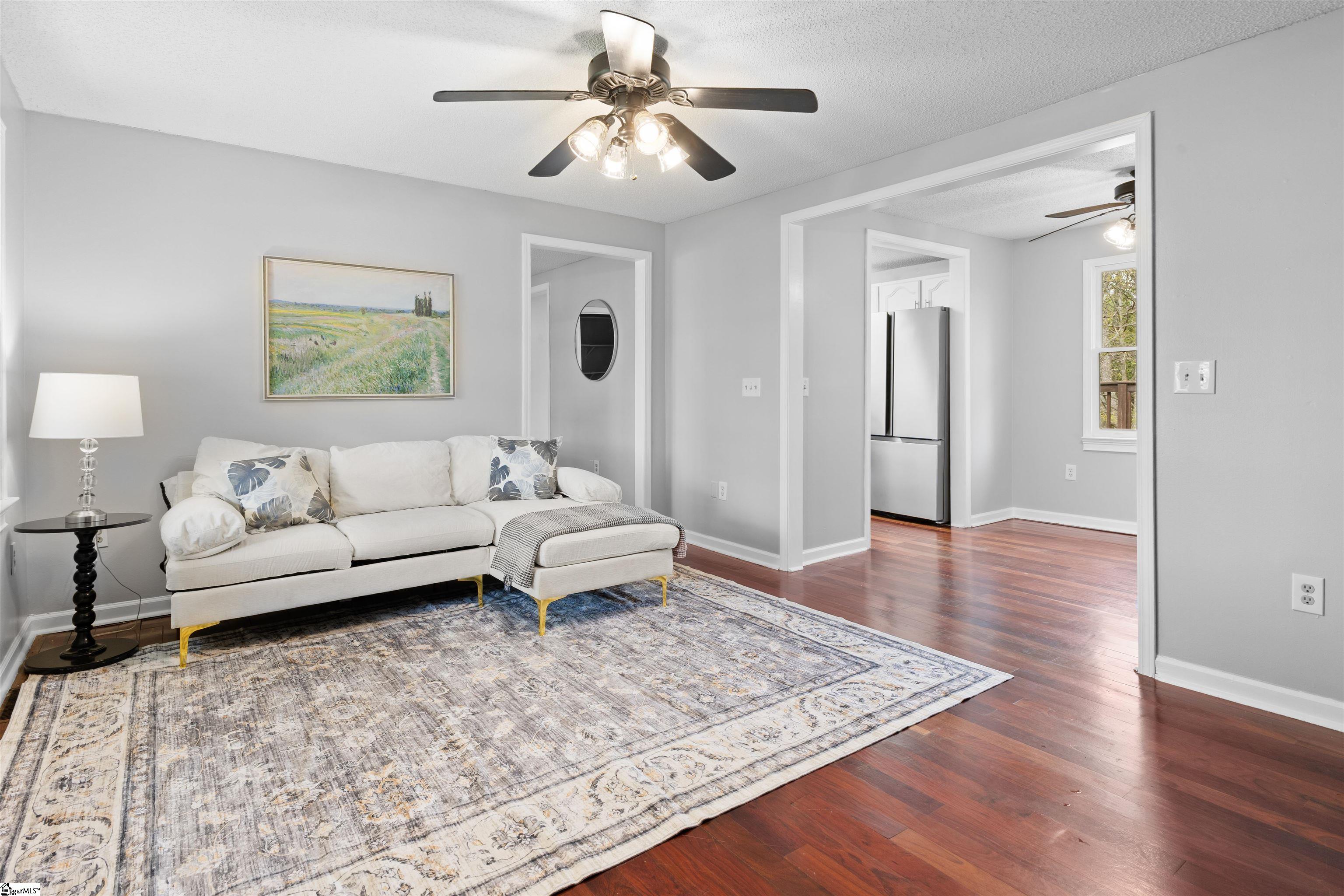 79 Wofford Road Taylors, SC 29687 - Photo 4 of 30