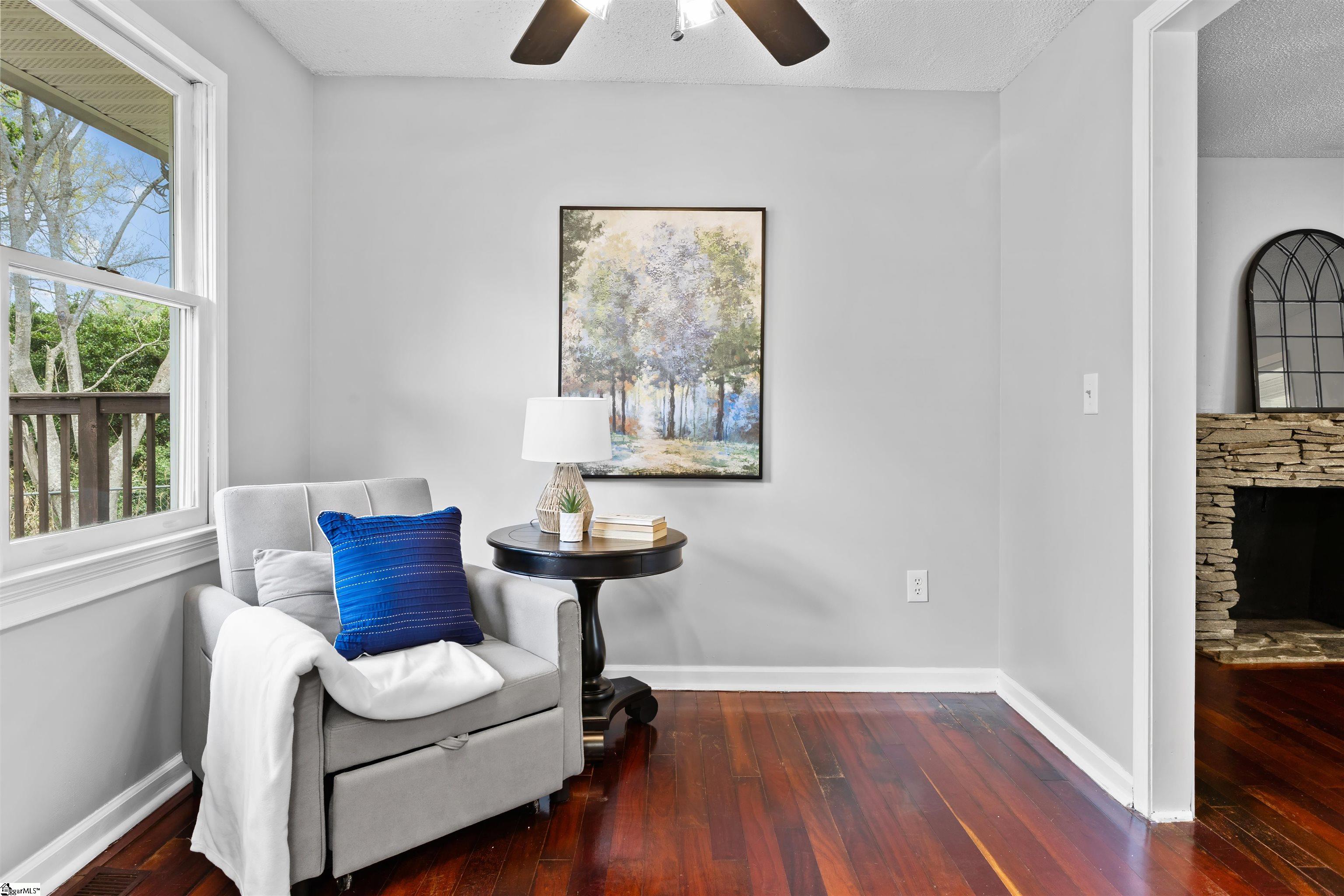 79 Wofford Road Taylors, SC 29687 - Photo 5 of 30