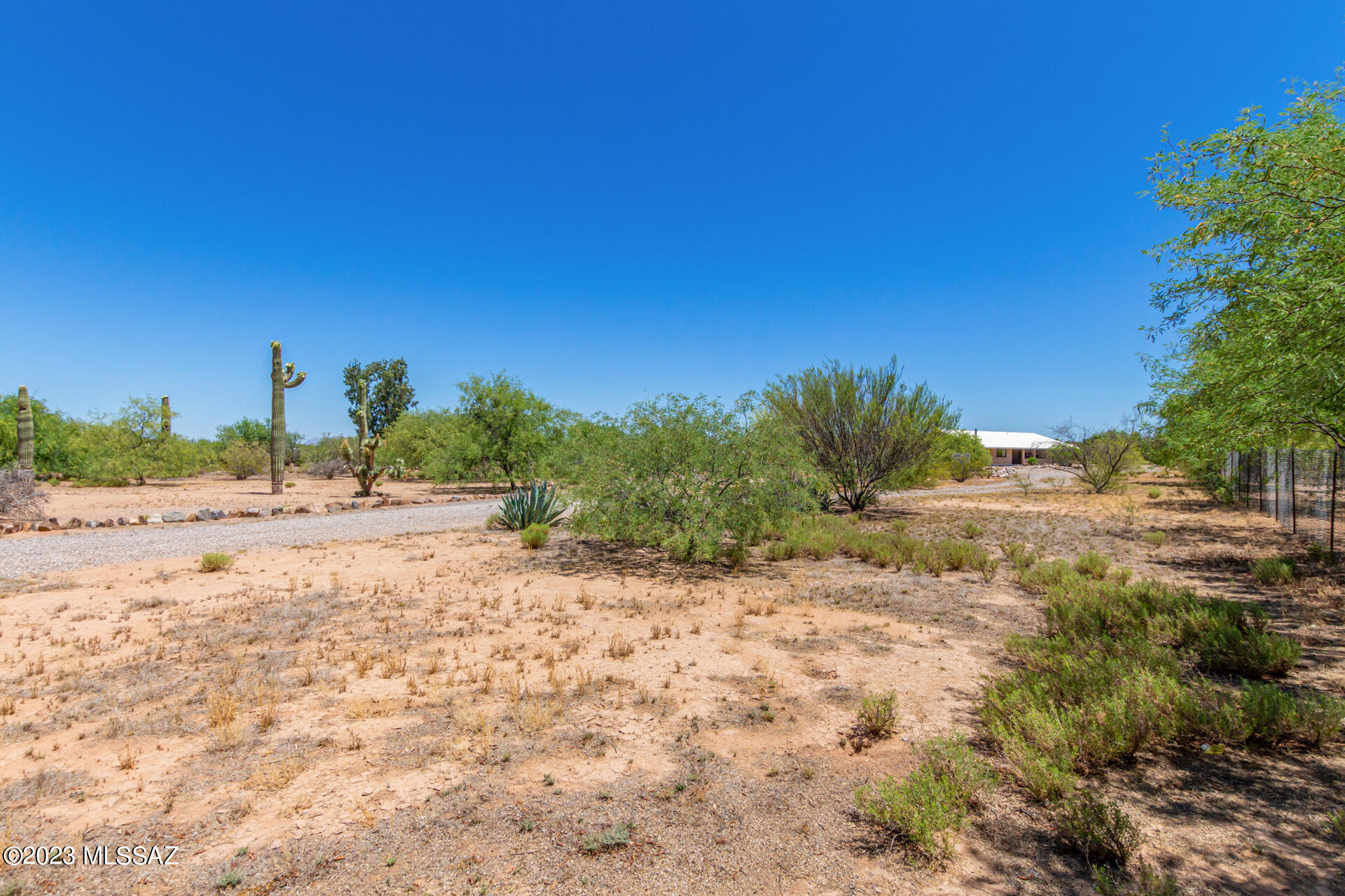 9980 North Feldman Road Marana, AZ 85653 - Photo 4 of 40 Gallery Image 4