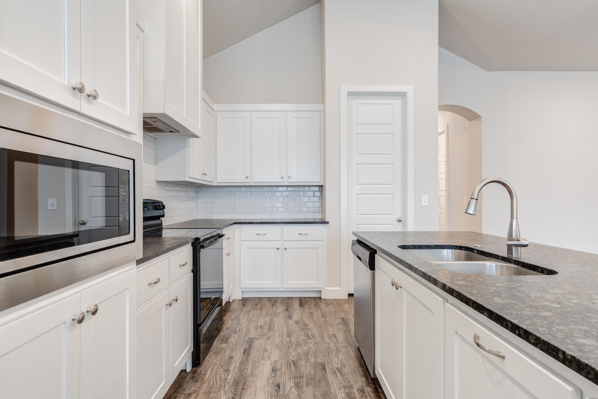 6924 18th Street Lubbock, TX 79416 - Photo 17 of 41 DSC00806_07_08_09_10