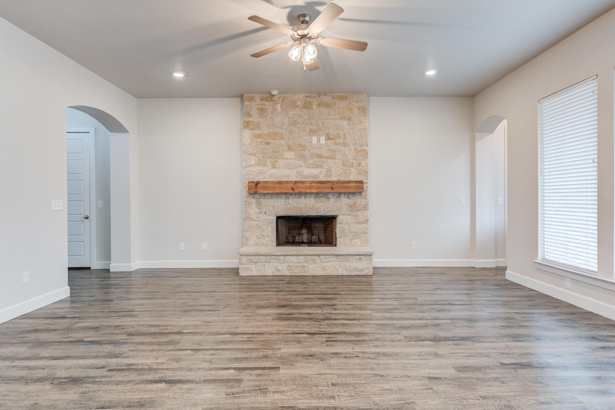 6924 18th Street Lubbock, TX 79416 - Photo 9 of 41 DSC00766_67_68_69_70