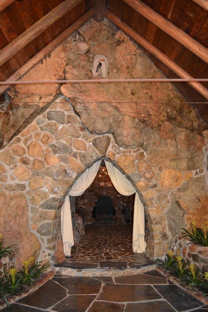 3035 Canyon Road Burlingame, CA 94010 - Photo 22 of 37