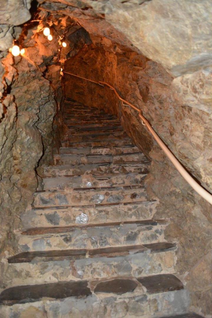 3035 Canyon Road Burlingame, CA 94010 - Photo 25 of 37