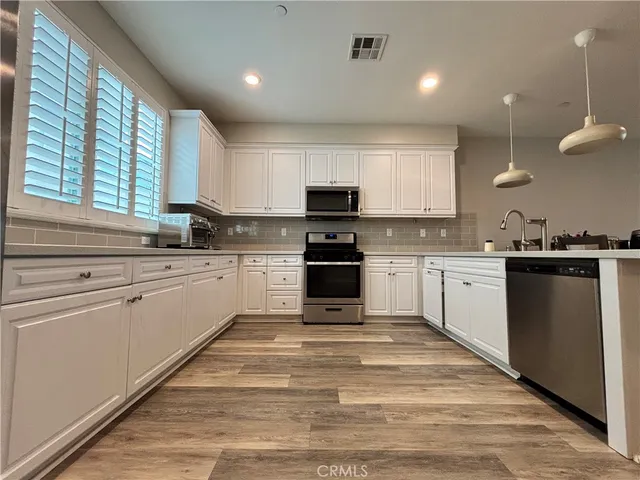 $4,195 | 14414 Strawberry Lane, Unit 2, Gardena, CA 90247