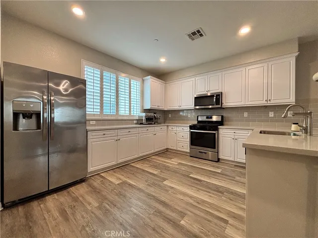 $4,195 | 14414 Strawberry Lane, Unit 2, Gardena, CA 90247
