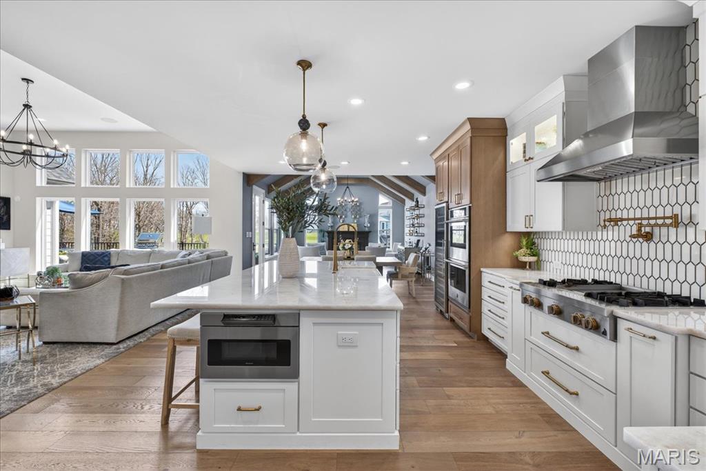 1228 Gooseberry Lane Chesterfield, MO 63005 - Photo 12 of 87