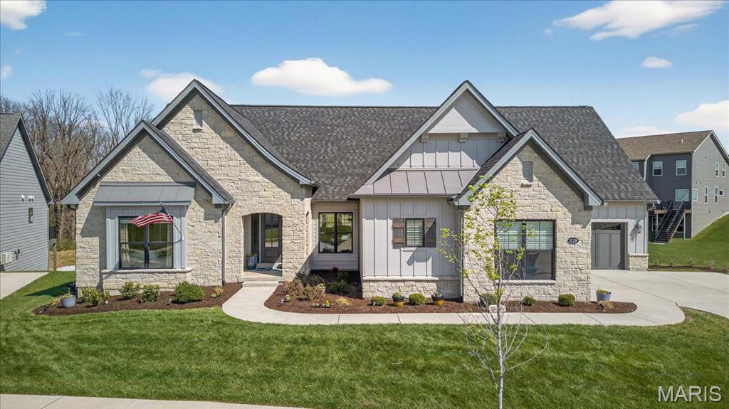 1228 Gooseberry Lane Chesterfield, MO 63005 - Photo 2 of 87