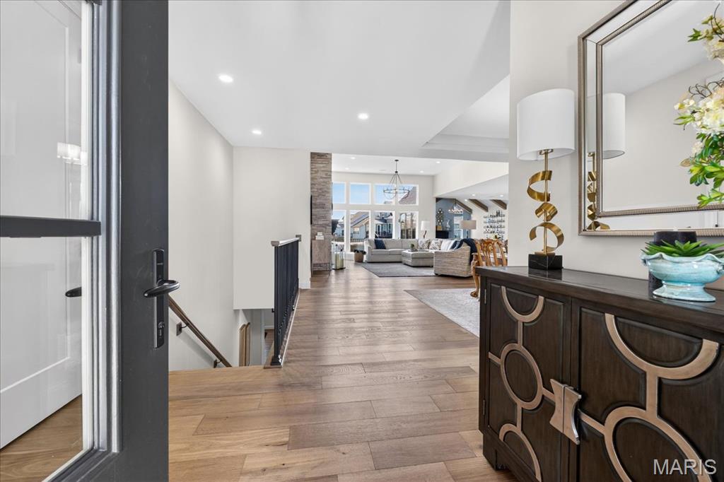 1228 Gooseberry Lane Chesterfield, MO 63005 - Photo 5 of 87