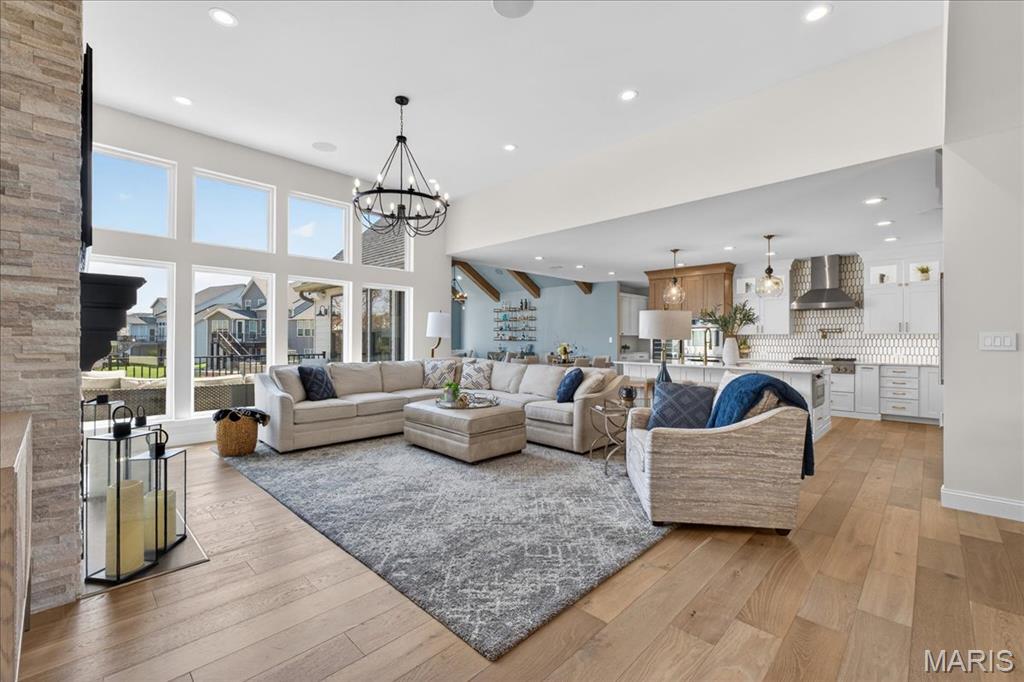 1228 Gooseberry Lane Chesterfield, MO 63005 - Photo 8 of 87