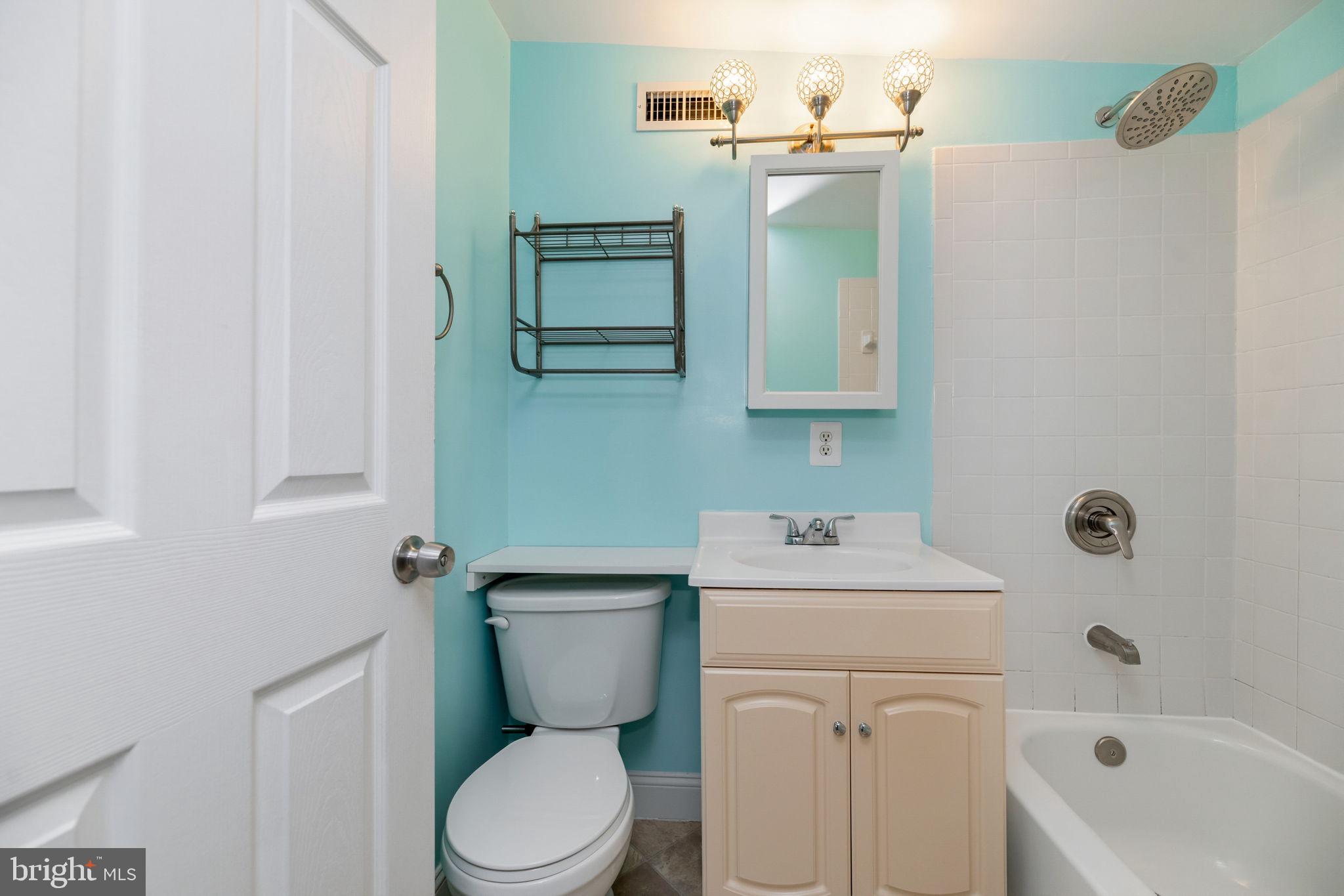 6823 Barrett Road Falls Church, VA 22042 - Photo 27 of 36