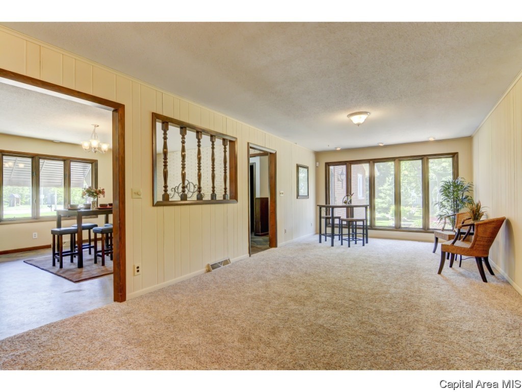 1 Columbine Lane Springfield, IL 62712 - Photo 13 of 30 Gallery Image 13