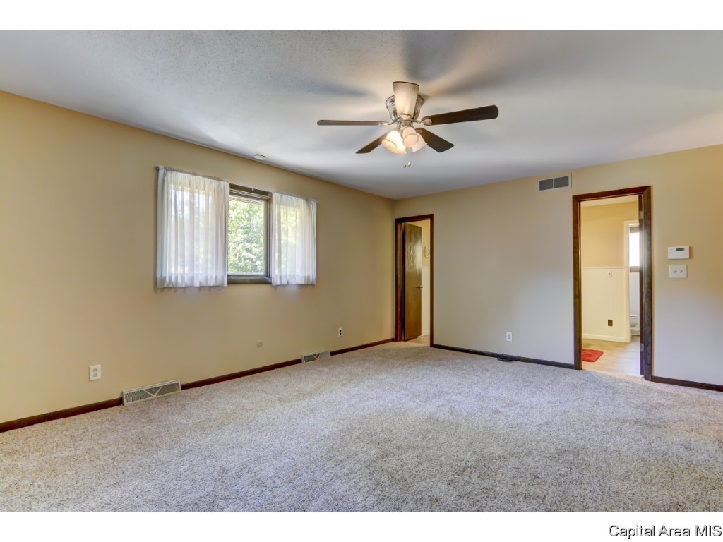 1 Columbine Lane Springfield, IL 62712 - Photo 15 of 30 Gallery Image 15